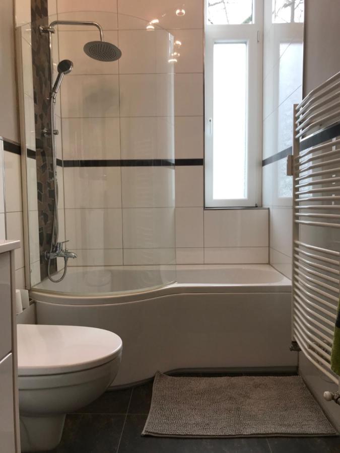 Stadthaus Artur - Apartment Madrid Remscheid Exteriör bild